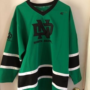 Woman’s University of North Dakota hockey jersey